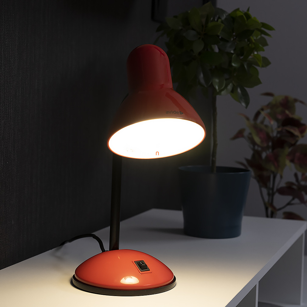 Piros íróasztali lámpa (Basic)