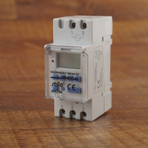 Stilo kapcsolóóra sínre digitális, heti - STI385