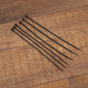 Stilo kábelkötegelő 150x2,5 fekete - STI688