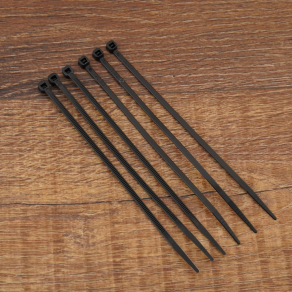 Stilo kábelkötegelő 140x3,5 fekete - STI692