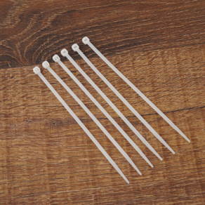 Stilo kábelkötegelő 140x3,5 fehér - STI693