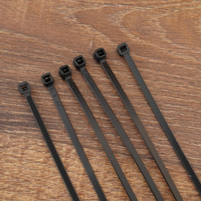 Stilo kábelkötegelő 430x4,8 fekete - STI704