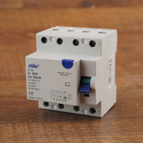 Stilo Fi relé 4P 40A 30mA A típusú - STI793