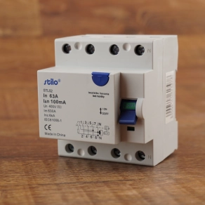 Stilo Fi relé 4P 63A 100mA A típusú - STI797
