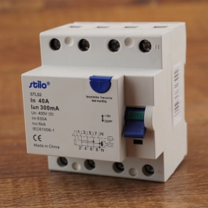 Stilo Fi relé 4P 40A 300mA A típusú - STI799