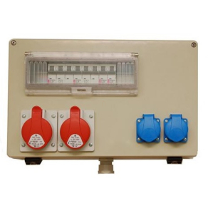   CSE 102 elosztó szekrény (2db 2P+F, 1db 5P 16A, 1db 5P 32A, 2db 1C 16A, 1db 3C 16A, 1db 3C 32A) CSP 50013102