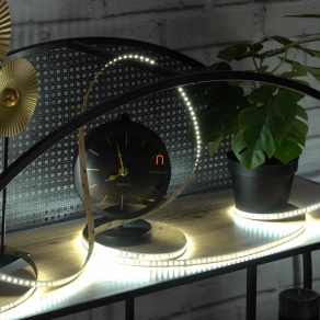   LED szalag 120 led IP20, 12W/fm, 4000K, 1200lm/m, hideg fehér, SMD2835, 12V DC  - DEL1575 deLux