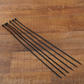 Stilo kábelkötegelő 610x7.5 fekete - STI1606