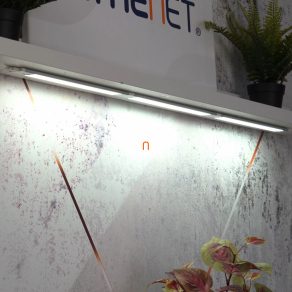   LED bútorvilágító 12V 3x1,5W 4000K 3x135lm, szabályozható fényerő, IP20 3 részes, 300x35x6,2mm, opál búrával, adapterrel, érintés nélkül kapcsolható - deLux DEL1728