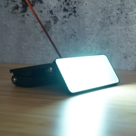   Kültéri napelemes fali LED-reflektor (fényvető) mozgásérzékelővel és fényérzékelős kapcsolóval (alkonykapcsolóval), 6500 K 1000 lm, IP54, fekete, műanyag, acél anyagból, mozgásérzékelés, napelemes