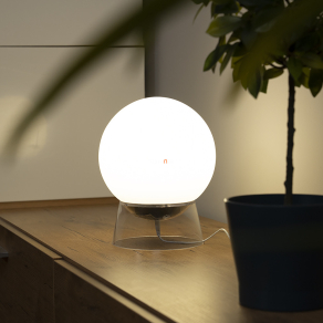   Connect Smart gömb alakú asztali LED lámpa 12 W, fehér-fekete - Globe Lutec 8500403012, applikációval szabályozható, Bluetooth, 2700-6500 K +RGB, 780 lm, 12 W