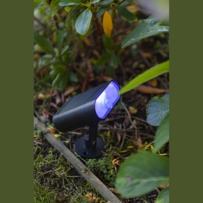 Connect Smart talajba szúrható kerti LED lámpa napelemmel 7 W, hideg-melegfehér, fekete - Ginbo Lutec 6938405330