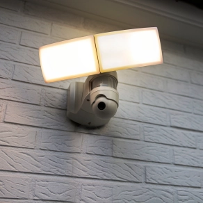 Connect Smart kültéri kamerás LED reflektor mozgásérzékelővel 36 W, hideg-melegfehér, fehér színű - Libra Lutec 7632406053