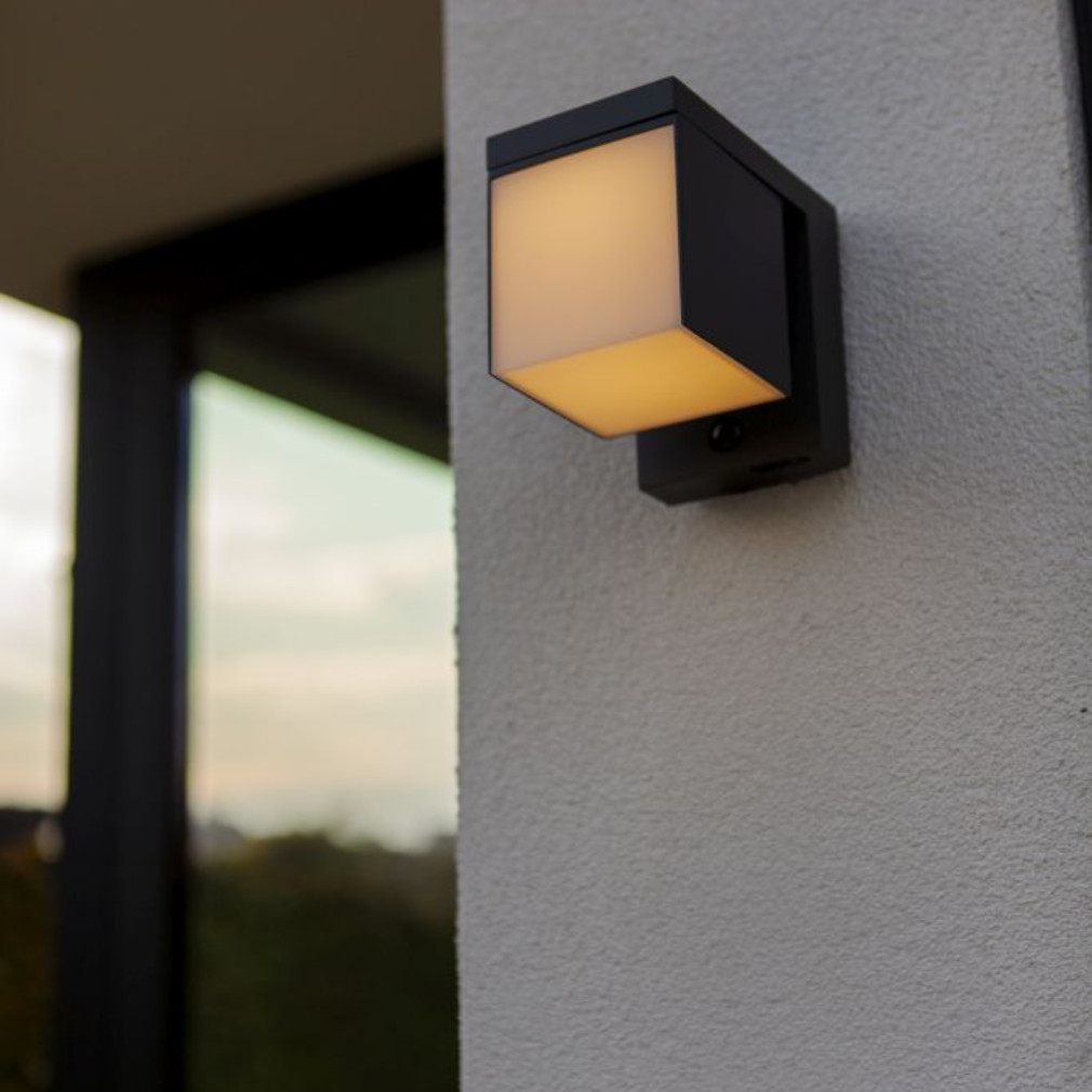 Kültéri napelemes LED fali lámpa mozgásérzékelővel (Prima)