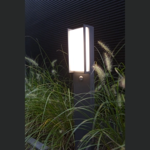 Kültéri LED állólámpa 16 W, melegfehér, 110 cm, antracit-opál - Qubo Lutec 7193004118