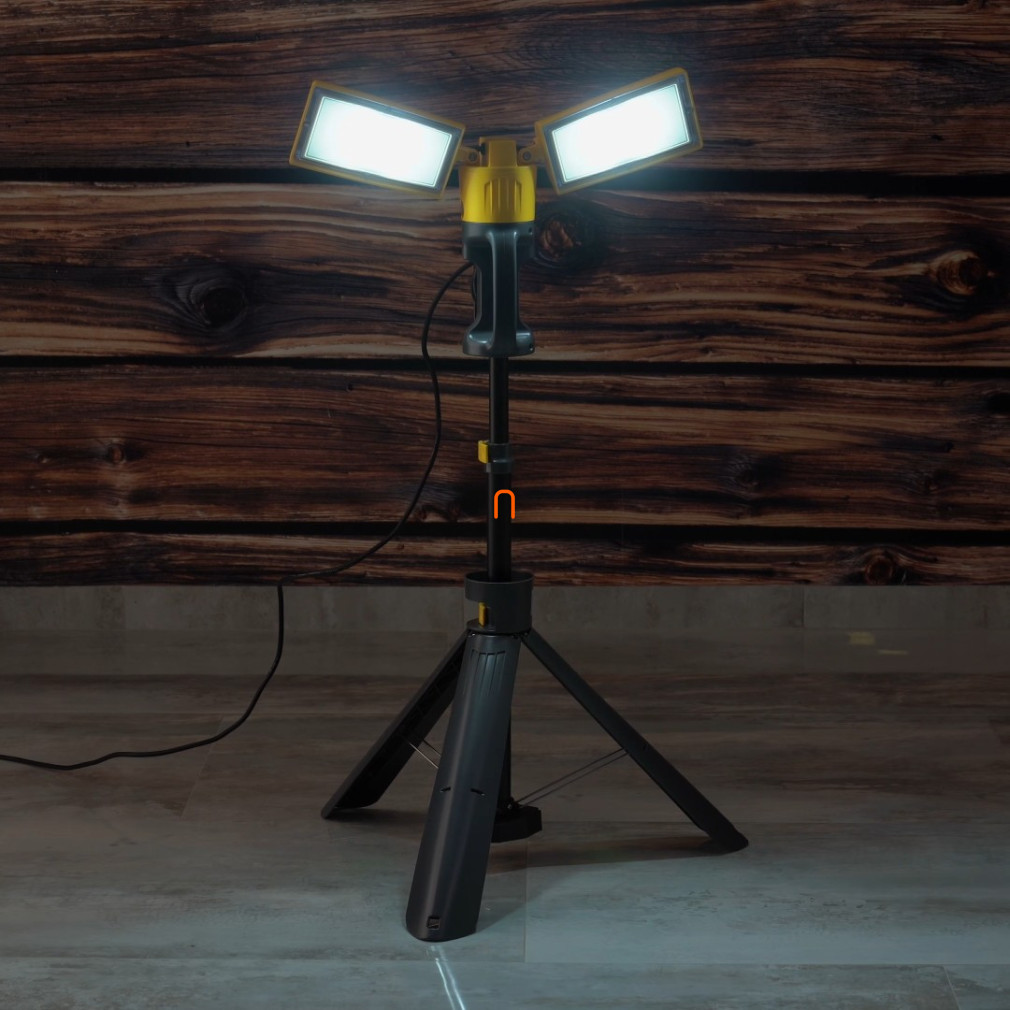 LED munkalámpa tripod állvánnyal, 4200lm, extra hidegfehér fényű, IP44 (Peri)