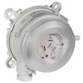  Schneider Electric Pressure Sensors - 004701080 - Nyomás kapcsoló légcsatornába SPD 910-1000 Pa
