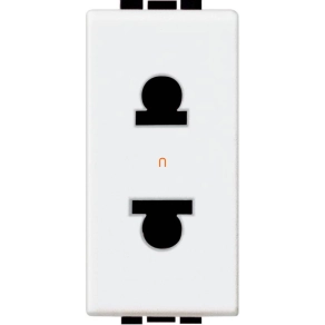   BTICINO Light N4125 2P csatlakozóaljzat (euro-amerikai) 1 modulos 16A 127/250V (GYV) biztonsági zsalus, fehér