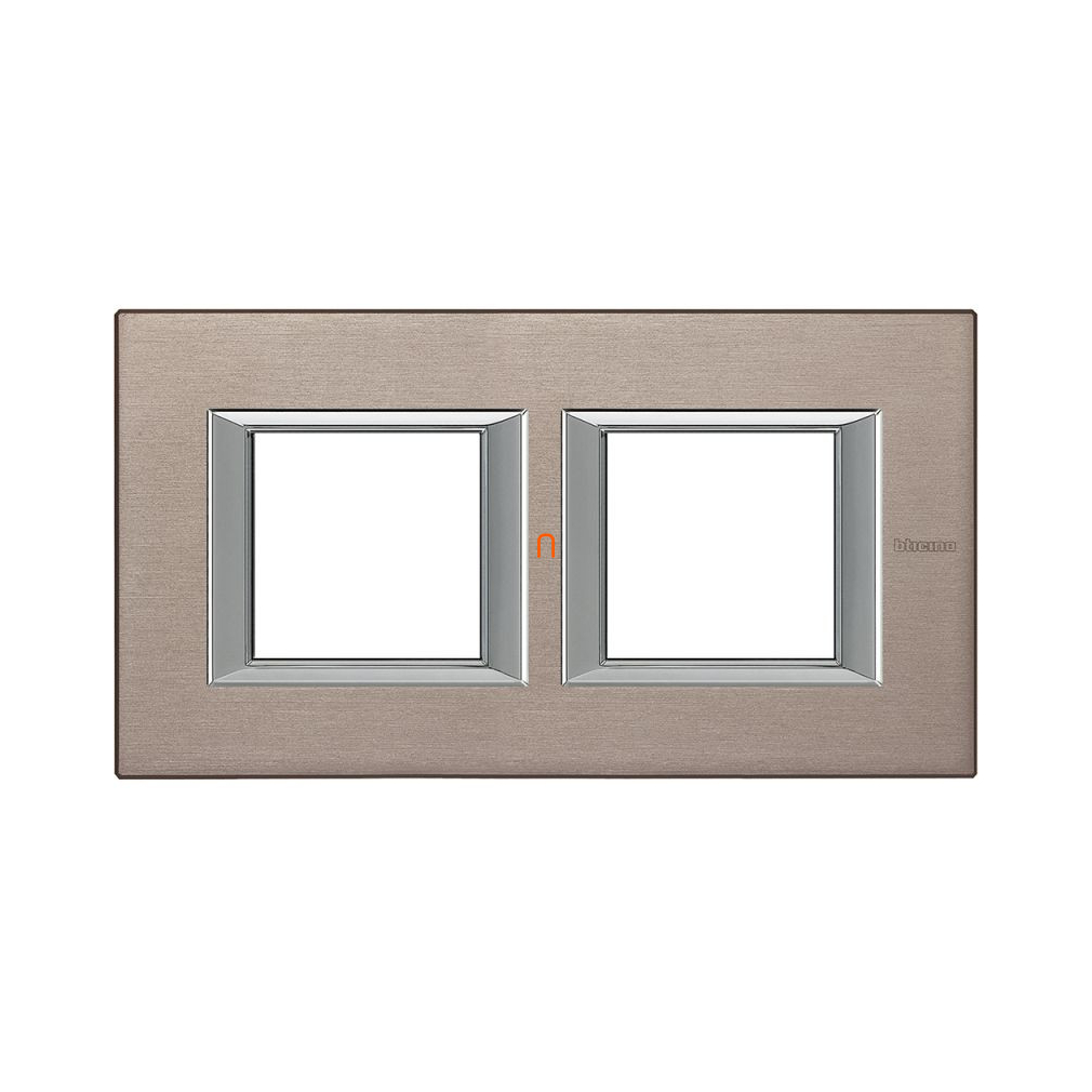BTICINO Axolute takarókeret szögletes 2+2m vsz. NX. HA4802M2HNX