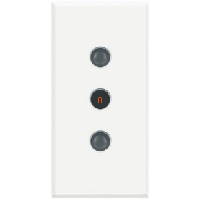   BTICINO Axolute HD4113 2P+F csatlakozóaljzat (olasz) 1 modulos (GYV) biztonsági zsalus, 10A hófehér