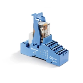   Finder 58.P4.8.230.0060 csatoló relé 7A 4CO(váltó) 230V AC