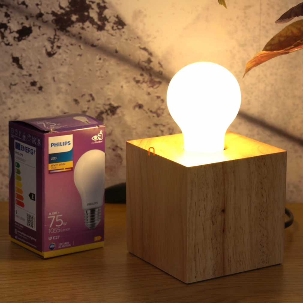 Philips E27 LED opál 8,5W 1055lm 2700K meleg fehér 300° - 75W izzó helyett