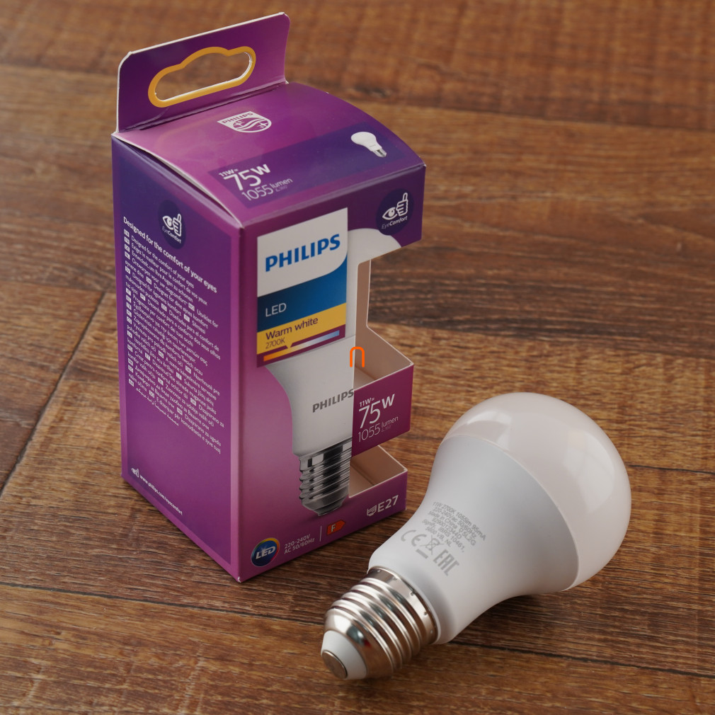 Philips E27 LED 11W 1055lm 2700K meleg fehér 230° - 75W izzó helyett