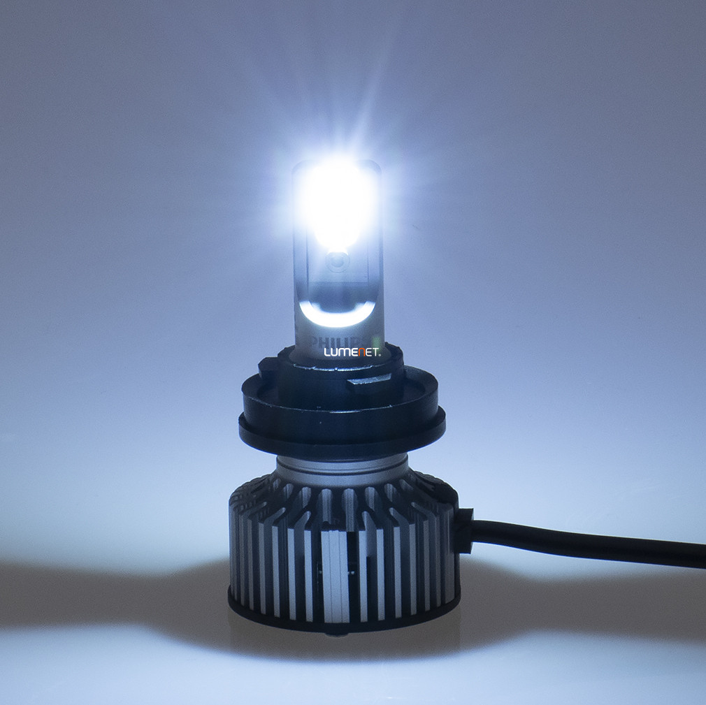 Ampoule LED Eclairage Avant PHILIPS ULTINON PRO9000 HL - H1 - ref. 00714831  au meilleur prix - Oscaro