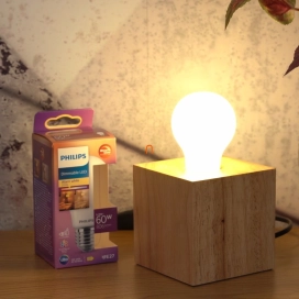   Philips E27 LED 5,9W 806lm extra melegfehér - 60W izzó helyett (Calssic WarmGlow)