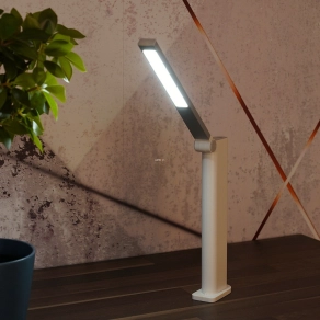   Philips tölthető asztali LED lámpa, szabályozható, hidegfehér, 5 W, fehér színben (Amber)