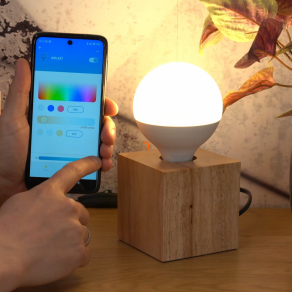   WiZ okos E27 LED, opál, nagygömb 11 W, 640 lm, 2200-6500 K +RGB, szabályozható fehér és szín-75 W izzó helyett, 220-240 V, applikációval vezérelhető, Wi-fi