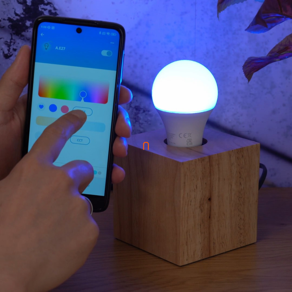 WiZ okos E27 LED, opál, 8.5 W, 806 lm, 2200-6500 K +RGB, szabályozható fehér és szín-60 W izzó helyett, 220-240 V, applikációval vezérelhető, Wi-fi