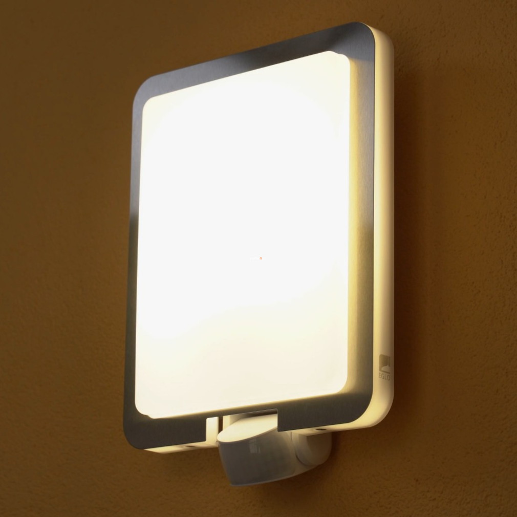 Mozgásérzékelős kültéri fali lámpa, ezüst-fehér színű (Mussotto)