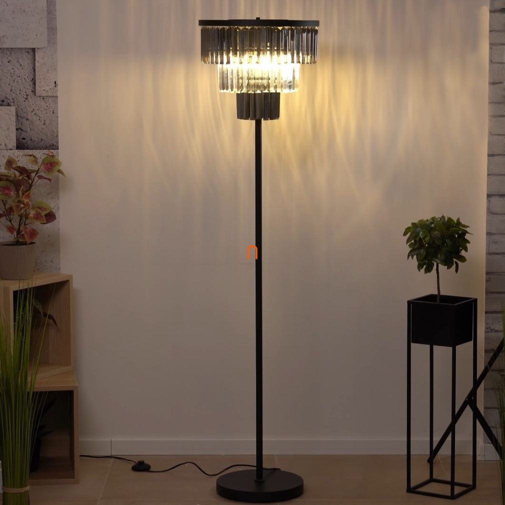 Glamour állólámpa füstszínű prizma kristályokkal, 160 cm - Naxis Globo 15695S, talpkapcsoló, 3xE27 foglalattal, 230 V