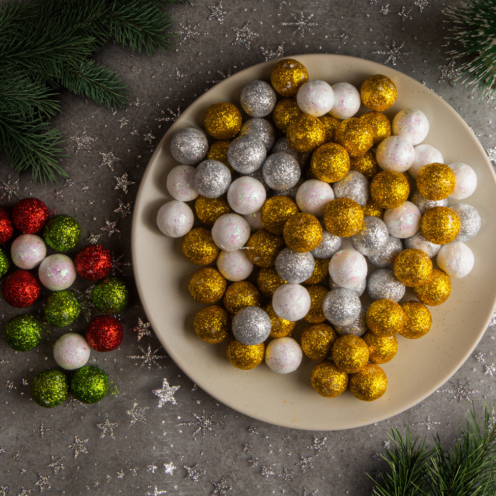 Karácsonyi gömb dísz - glitteres, polifoam golyók - 20 mm - 2 féle szín kombinációban