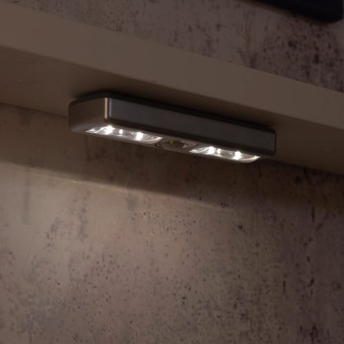 Eglo 94686 Baliola LED szenzoros szekrényvilágítás 1x4LED 3000K IP20 25000h Eglo 94686 Baliola LED szenzoros szekrényvilágítás 1x4LED 3000K IP20 25000h